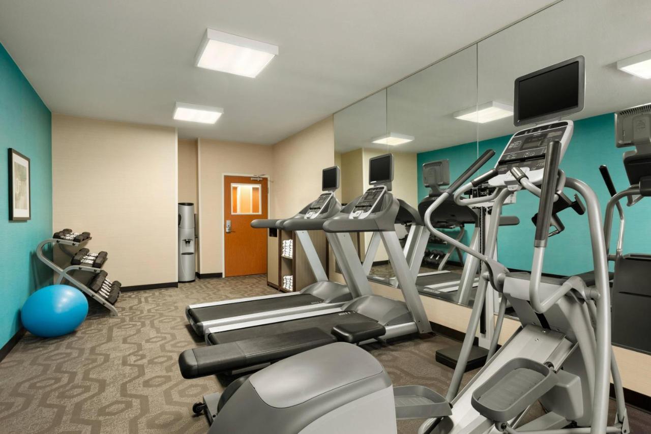 Comfort Inn & Suites Westfield Εξωτερικό φωτογραφία