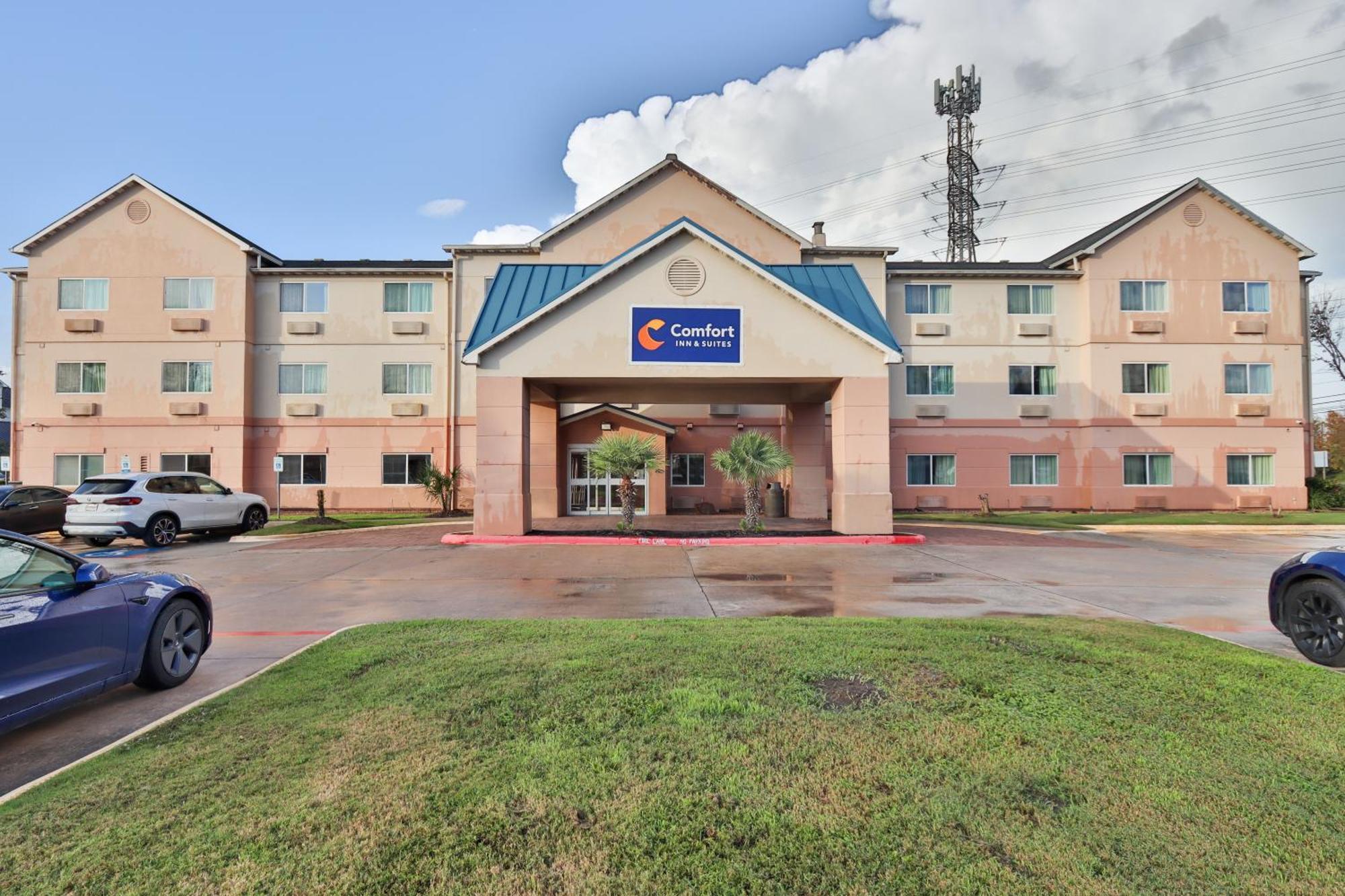Comfort Inn & Suites Westfield Εξωτερικό φωτογραφία