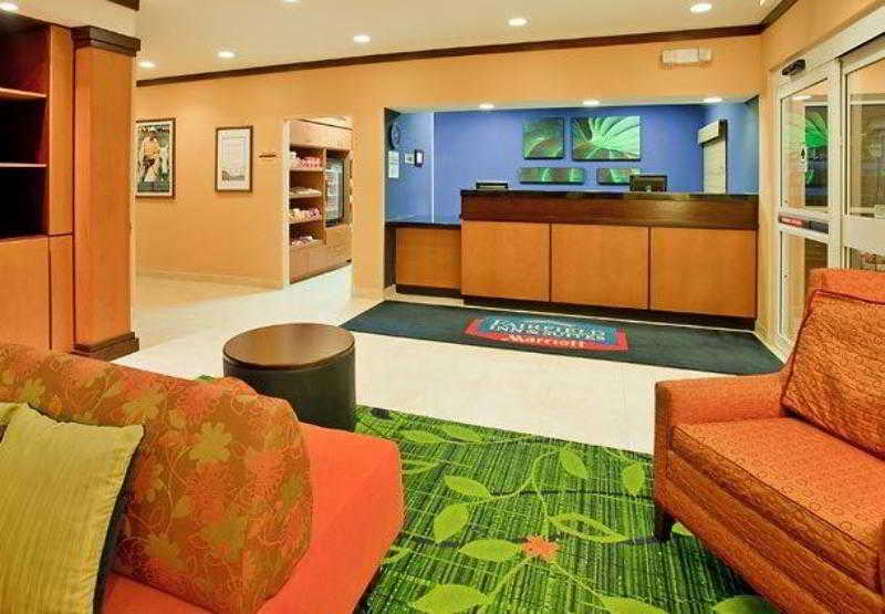 Comfort Inn & Suites Westfield Εξωτερικό φωτογραφία
