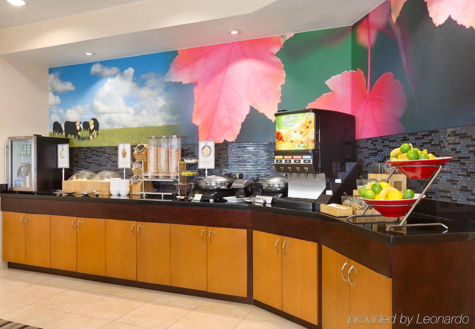 Comfort Inn & Suites Westfield Εξωτερικό φωτογραφία