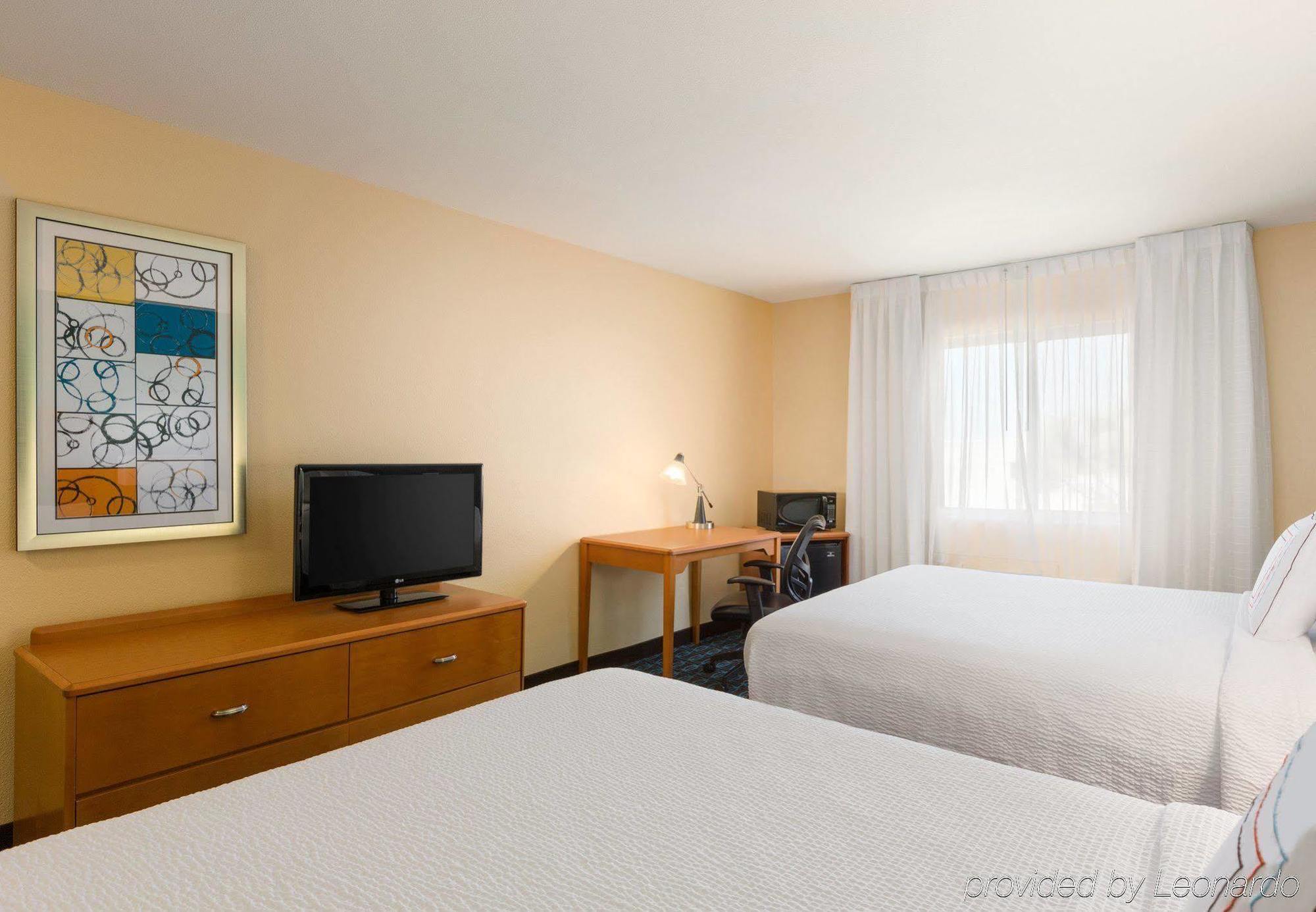 Comfort Inn & Suites Westfield Εξωτερικό φωτογραφία