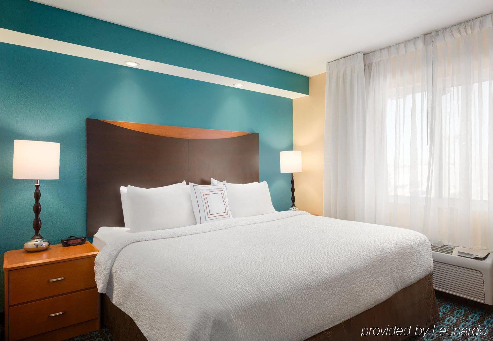 Comfort Inn & Suites Westfield Εξωτερικό φωτογραφία